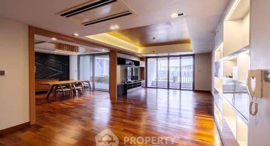 Wohnung zum Kauf mit 3 Zimmer in Yan Nawa, Bangkok