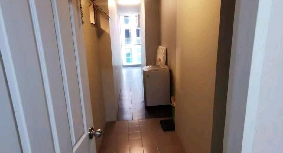 Condo en venta de 3 habitaciones en Huai Khwang, Bangkok