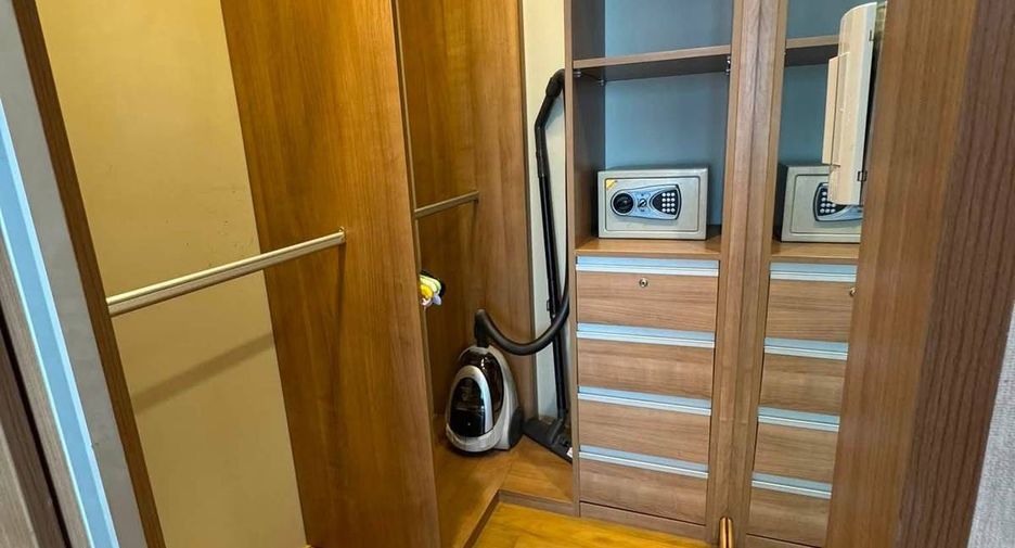 Wohnung zur Miete mit 1 Zimmer in Khlong Toei, Bangkok