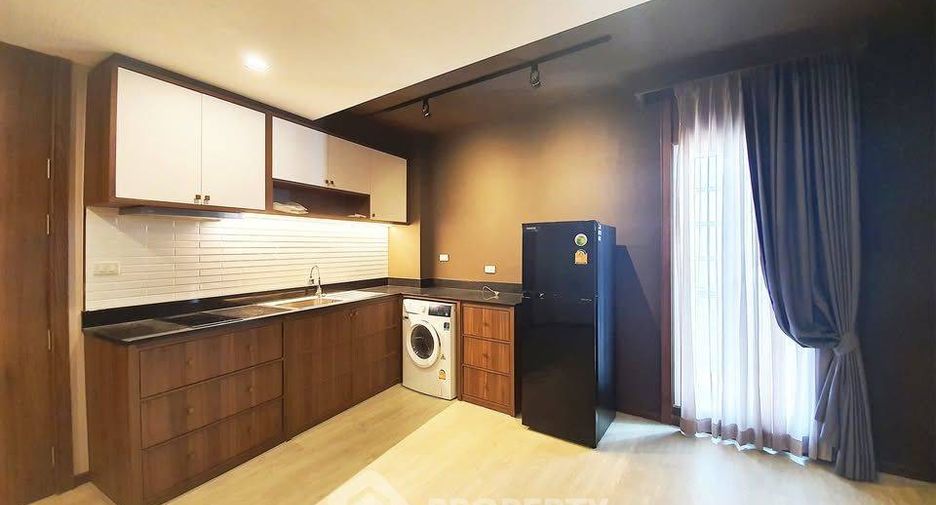 Condo en alquiler de 1 habitaciones en Watthana, Bangkok