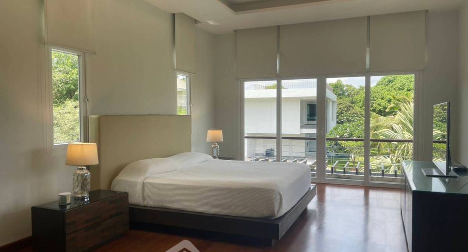 Casa en alquiler de 3 habitaciones en Sattahip, Chonburi