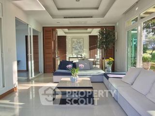 Casa en alquiler de 3 habitaciones en Na Jomtien, Pattaya