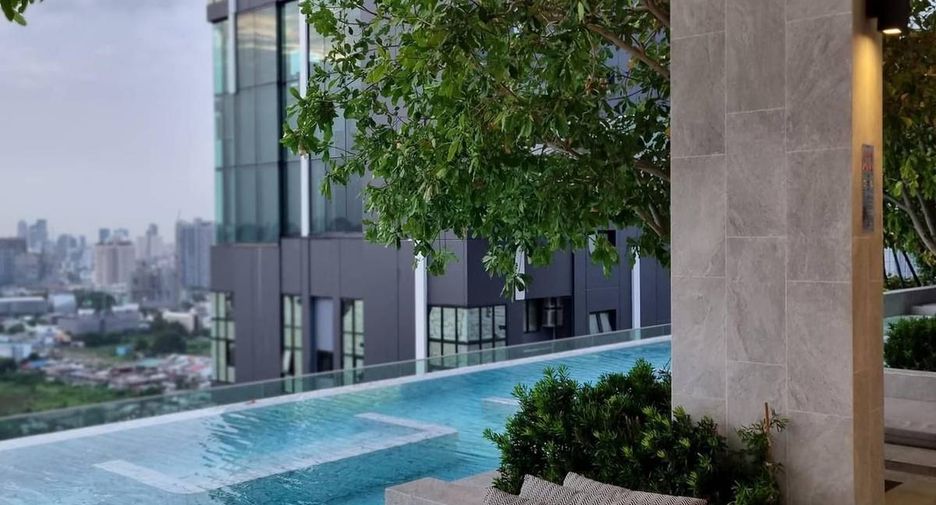 For rent 1 bed condo in Khlong Toei, Bangkok