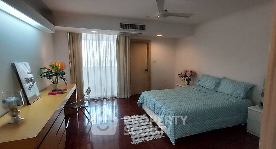 For rent 2 bedrooms apartment in Sathon, Bangkok