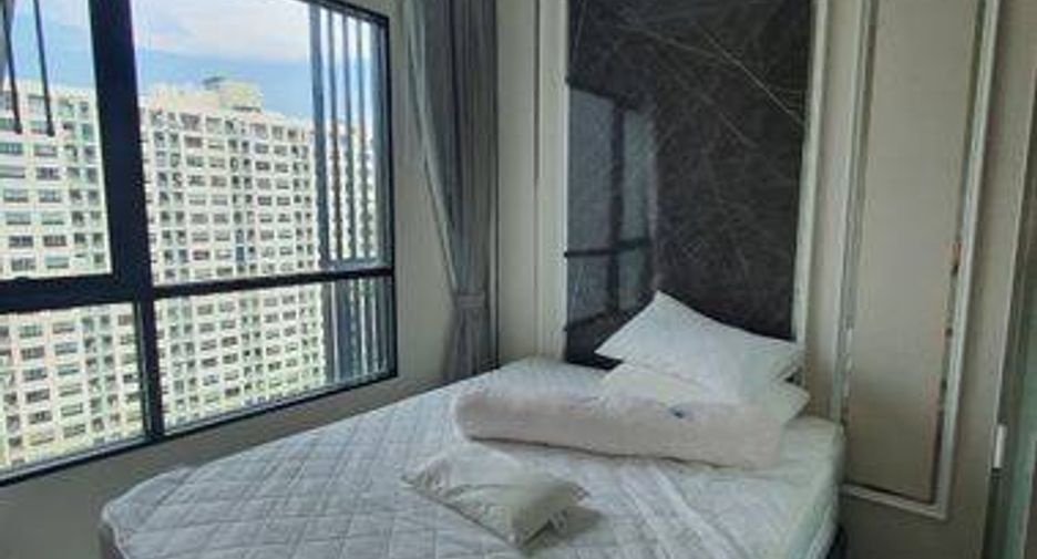 À louer 2 chambres condo à Bang Kapi, Bangkok