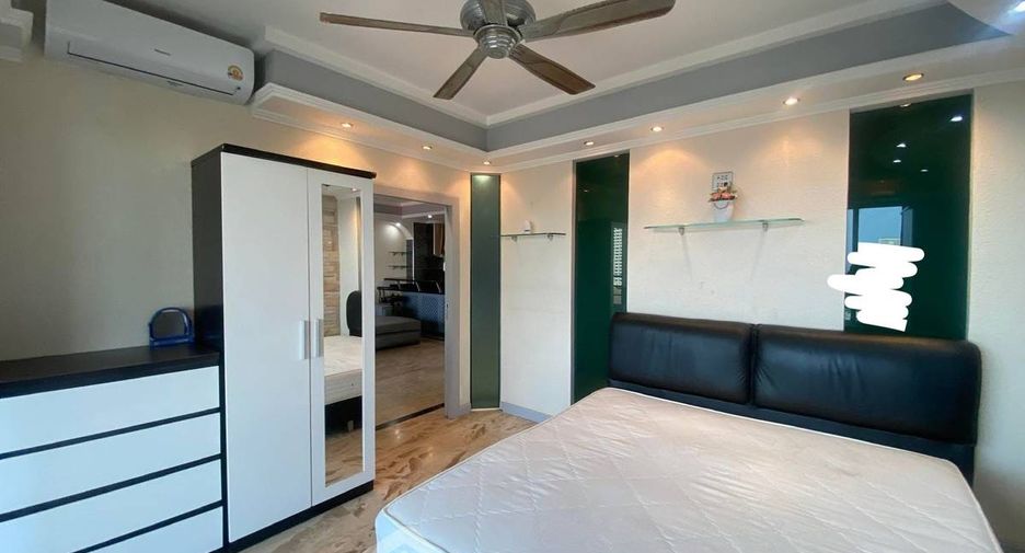 For rent 2 bedrooms condo in Pratumnak, Pattaya