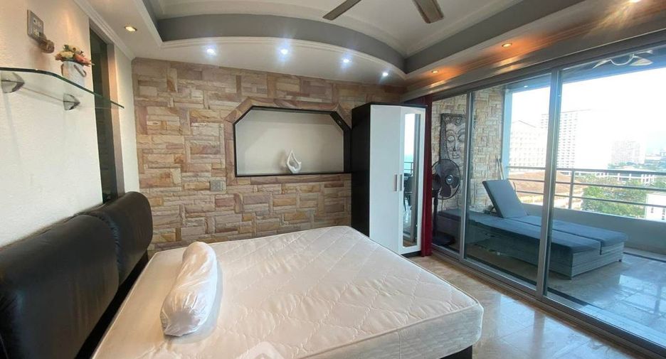 For rent 2 bedrooms condo in Pratumnak, Pattaya