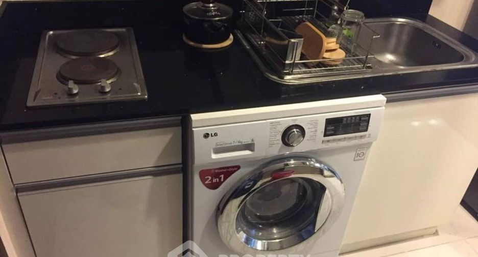 For rent 2 bedrooms condo in Chatuchak, Bangkok