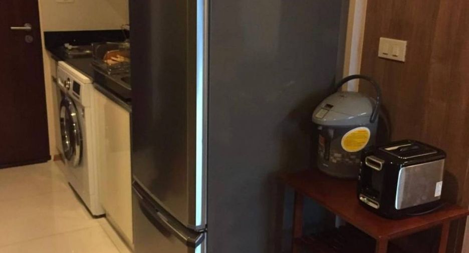 For rent 2 bedrooms condo in Chatuchak, Bangkok
