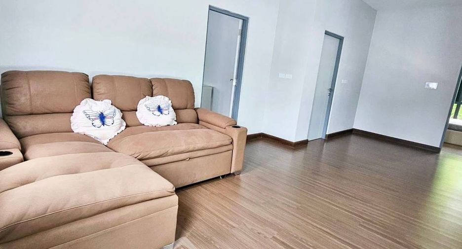 Haus zur Miete mit 4 Zimmer in Prawet, Bangkok