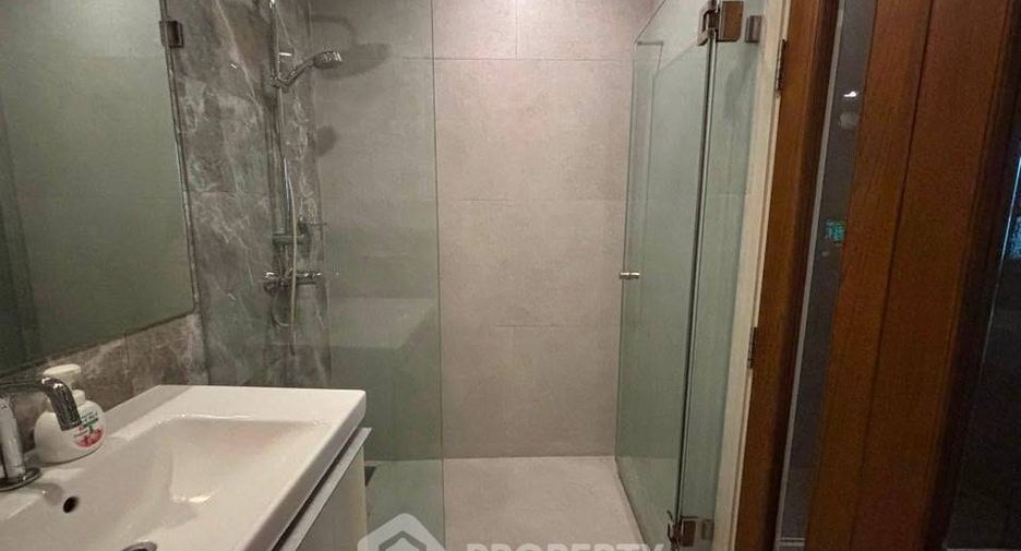 For rent 1 bed condo in Pathum Wan, Bangkok