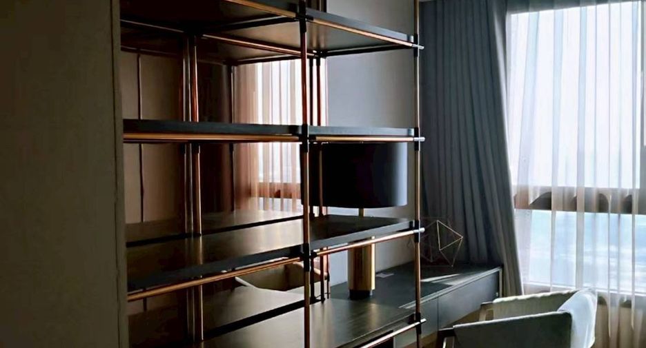 Condo en alquiler de 2 habitaciones en Phra Khanong, Bangkok
