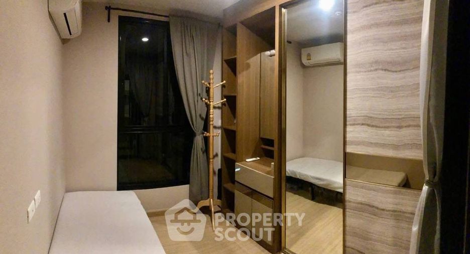 For rent 2 bedrooms condo in Phra Khanong, Bangkok