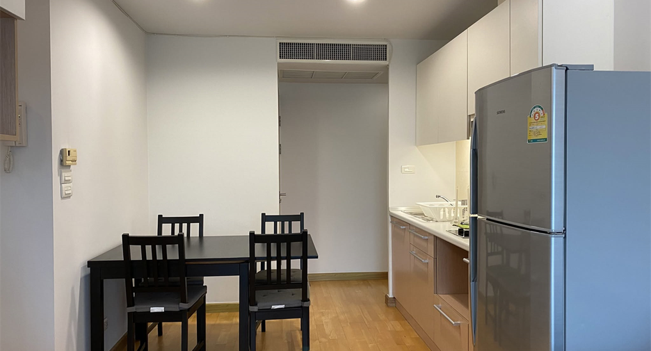 À vendre 2 chambres condo à Phra Khanong, Bangkok