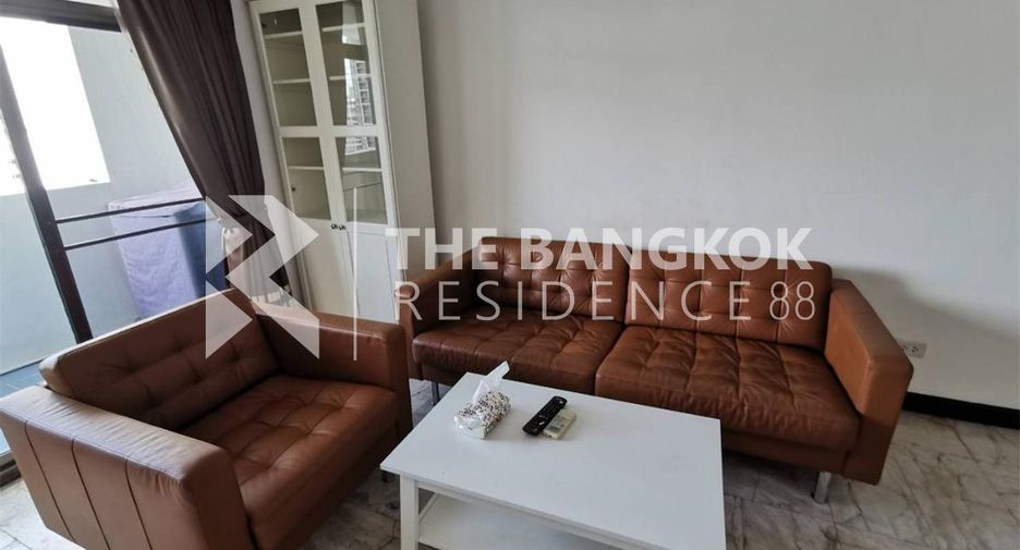 For rent 2 bedrooms condo in Watthana, Bangkok
