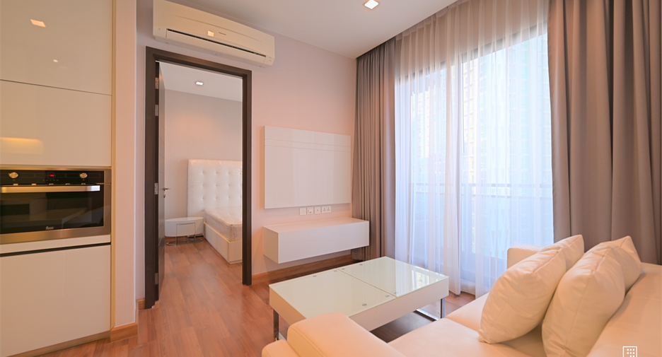 For sale 1 bed condo in Huai Khwang, Bangkok