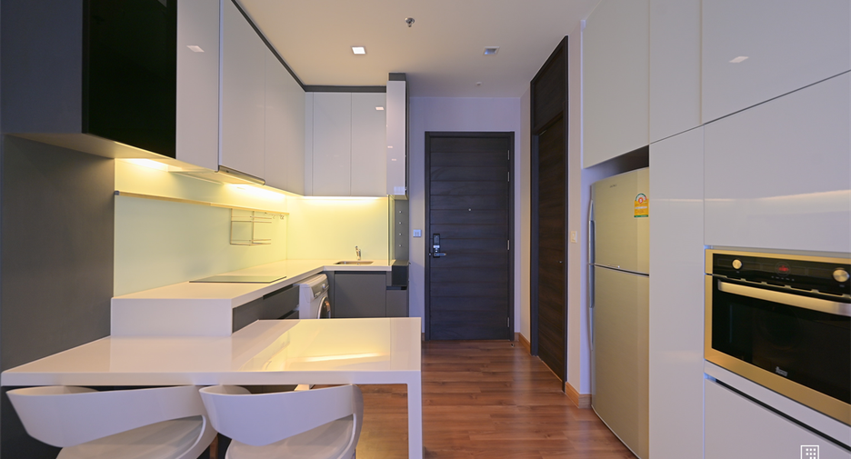For sale 1 bed condo in Huai Khwang, Bangkok