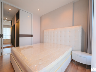 For sale 1 bed condo in Huai Khwang, Bangkok