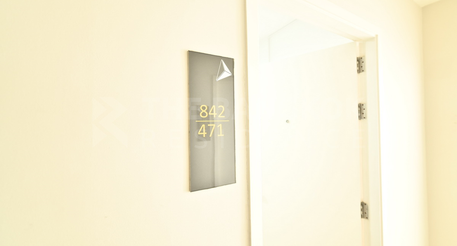 For sale 2 ベッドルーム condo in Huai Khwang, Bangkok