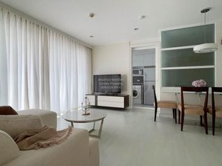 For rent 2 bedrooms condo in Khlong San, Bangkok