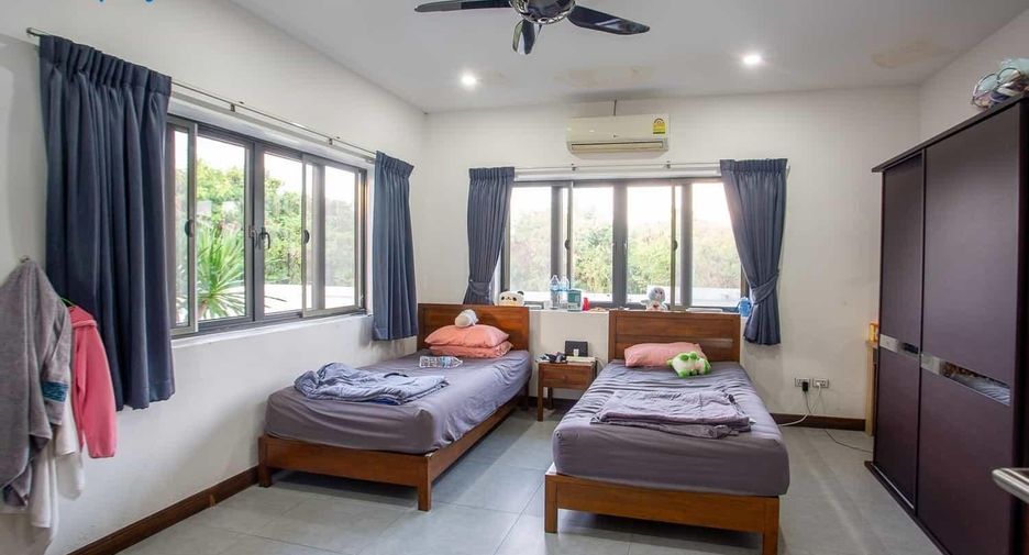 For sale 3 bedrooms villa in Hua Hin, Prachuap Khiri Khan