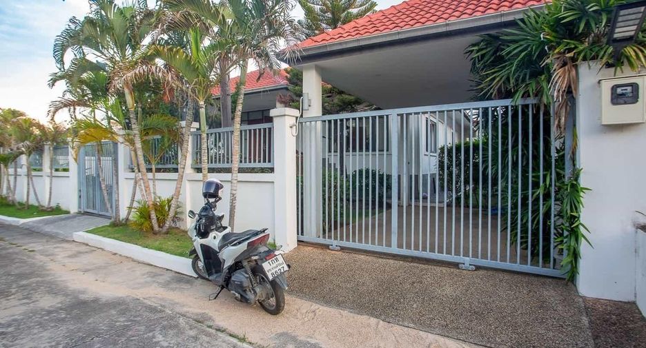 For sale 3 bedrooms villa in Hua Hin, Prachuap Khiri Khan