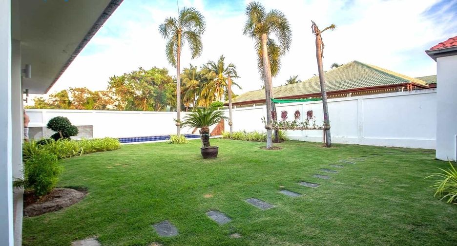 For sale 3 bedrooms villa in Hua Hin, Prachuap Khiri Khan