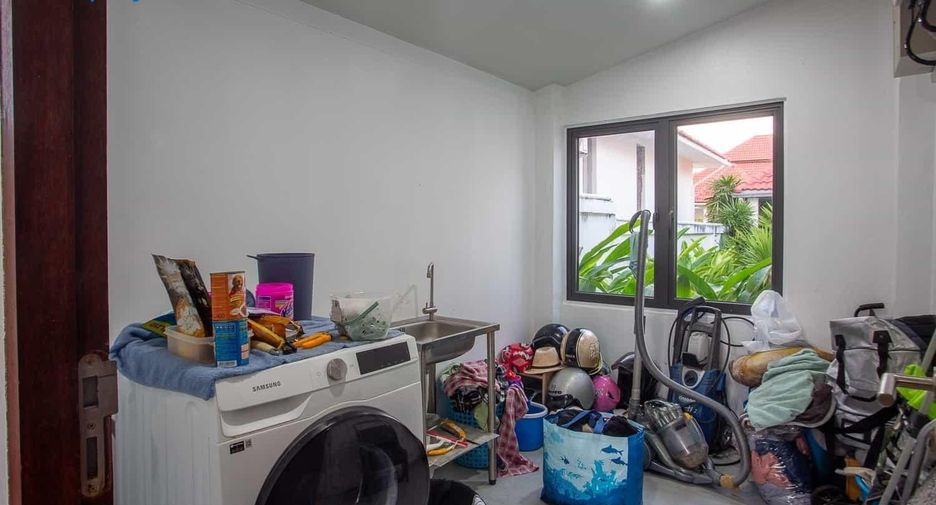For sale 3 bedrooms villa in Hua Hin, Prachuap Khiri Khan