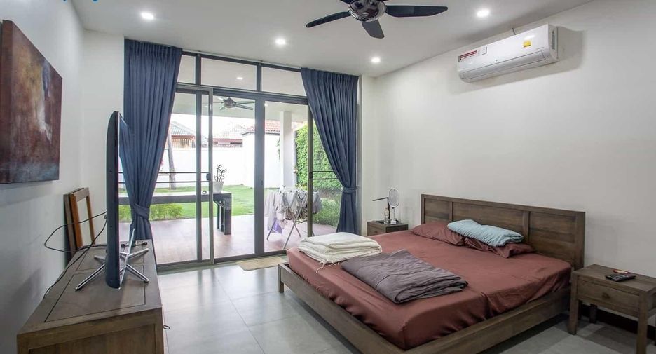 For sale 3 bedrooms villa in Hua Hin, Prachuap Khiri Khan