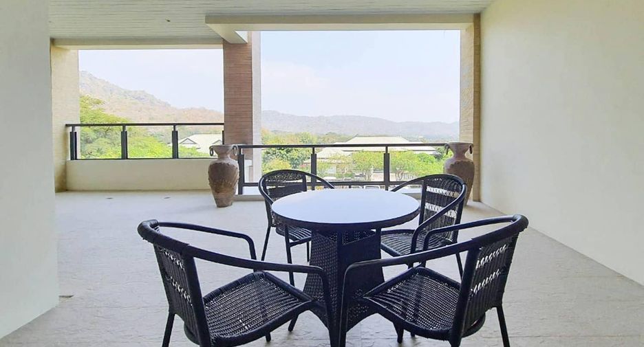 À vendre 2 chambres condo à Hua Hin, Prachuap Khiri Khan