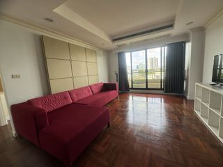For rent 2 bedrooms condo in Yan Nawa, Bangkok