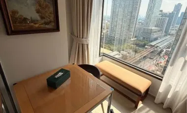 À louer 1 chambre condo à Phra Khanong, Bangkok
