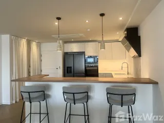 For rent 3 bedrooms condo in Watthana, Bangkok