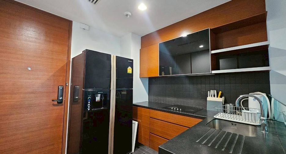 Condo en alquiler de 2 habitaciones en Khlong Toei, Bangkok