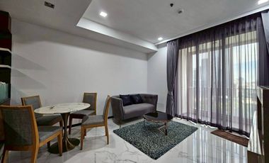 Condo en alquiler de 2 habitaciones en Khlong Toei, Bangkok