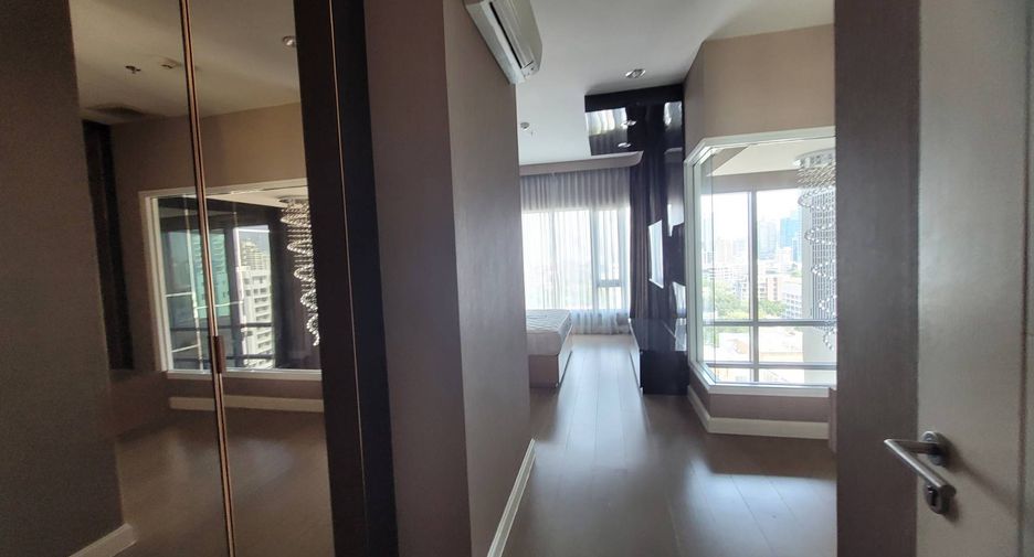 À louer 1 chambre condo à Khlong Toei, Bangkok