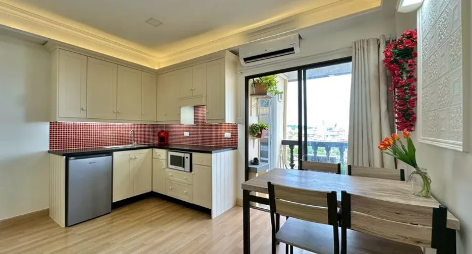 For sale 2 bedrooms condo in South Pattaya, Pattaya