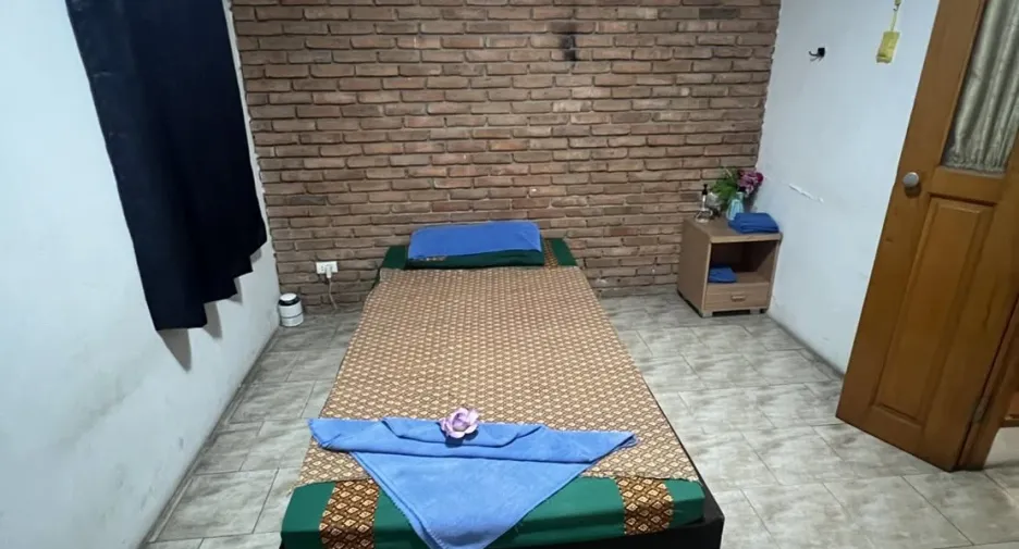 For sale 4 ベッドルーム retail Space in Central Pattaya, Pattaya