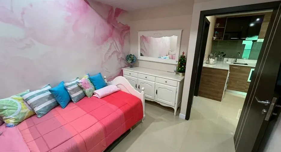 For sale 2 bedrooms condo in Jomtien, Pattaya
