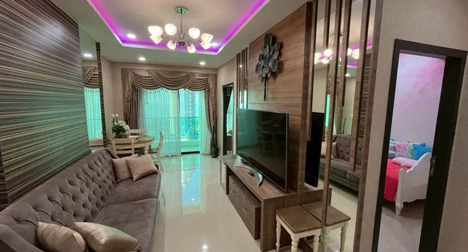 For sale 2 bedrooms condo in Jomtien, Pattaya