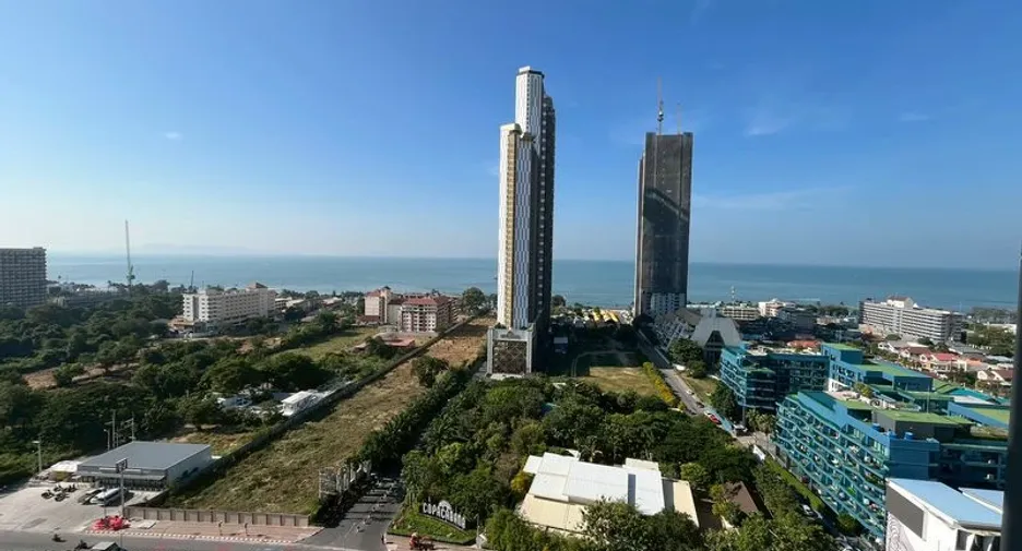 For sale 2 bedrooms condo in Jomtien, Pattaya