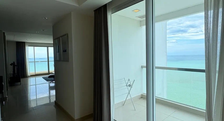 Condo en venta de 3 habitaciones en North Pattaya, Pattaya