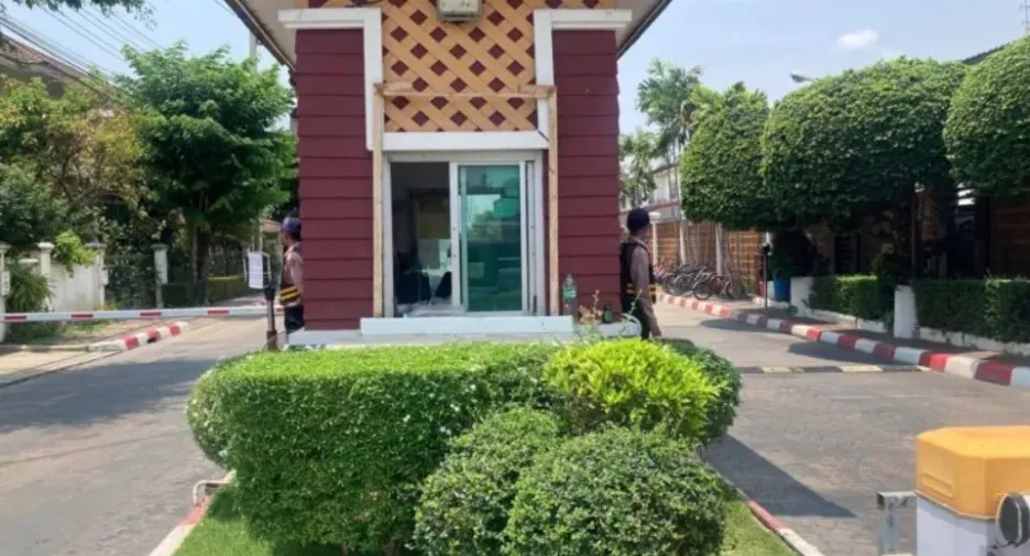 Haus zum Kauf mit 4 Zimmer in Bang Kruai, Nonthaburi