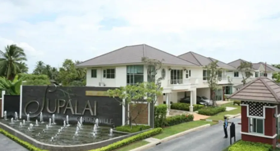 Haus zum Kauf mit 4 Zimmer in Bang Kruai, Nonthaburi