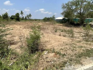 À vendre terrain à Kui Buri, Prachuap Khiri Khan