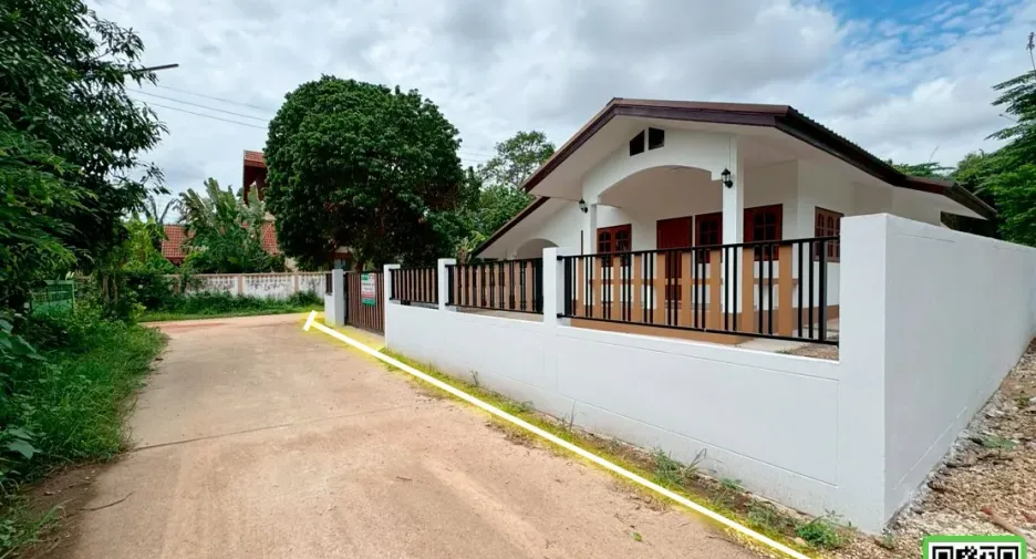 For sale 2 bedrooms house in Mueang Uttaradit, Uttaradit