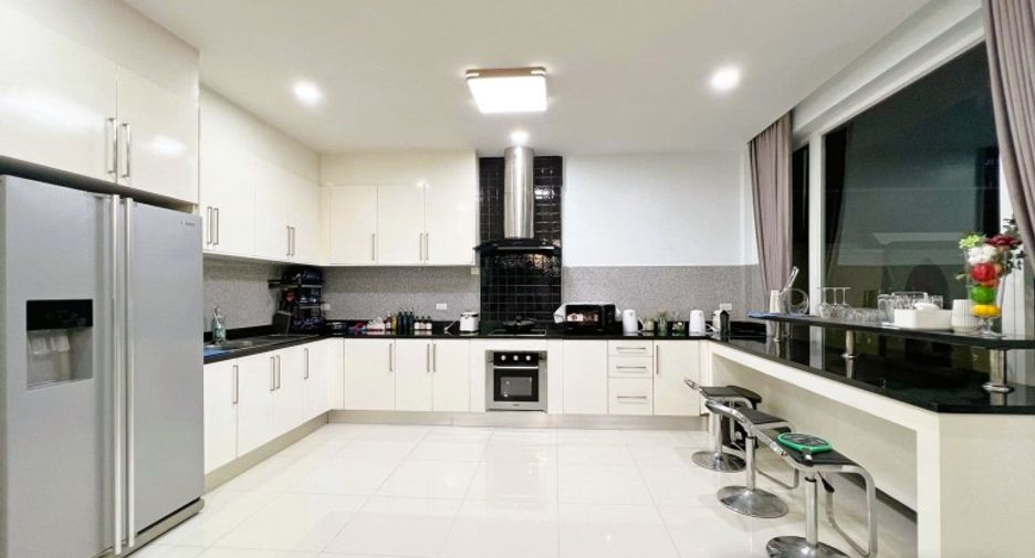 Casa en venta de 6 habitaciones en South Pattaya, Pattaya
