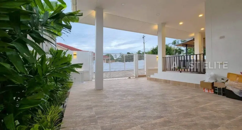 出售 3 卧室 独立屋 在 Sattahip, Chon Buri