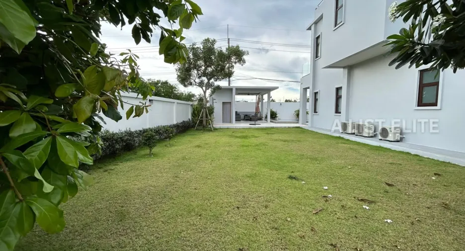 Haus zur Miete mit 5 Zimmer in East Pattaya, Pattaya