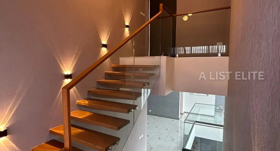 Haus zur Miete mit 5 Zimmer in East Pattaya, Pattaya